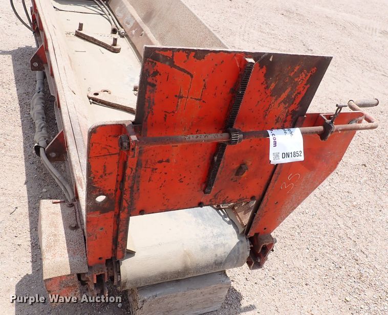 image for item DN1852 1991 HTC 1800  material conveyor