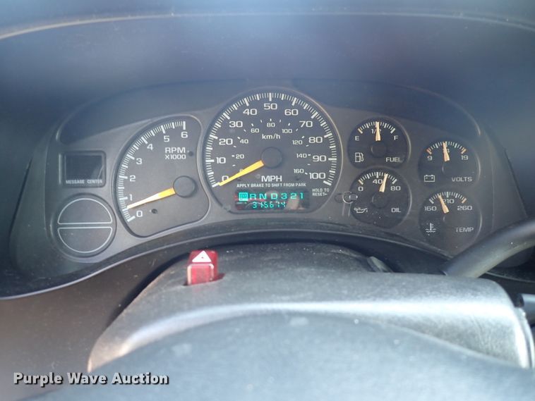 image for item DN1861 2000 GMC Sierra 1500  Ext. Cab pickup truck