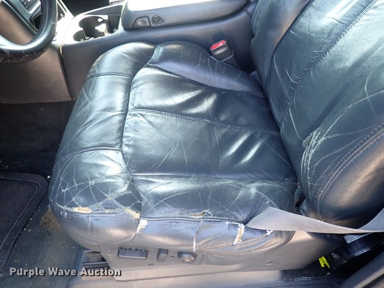 image for item DN1861 2000 GMC Sierra 1500  Ext. Cab pickup truck