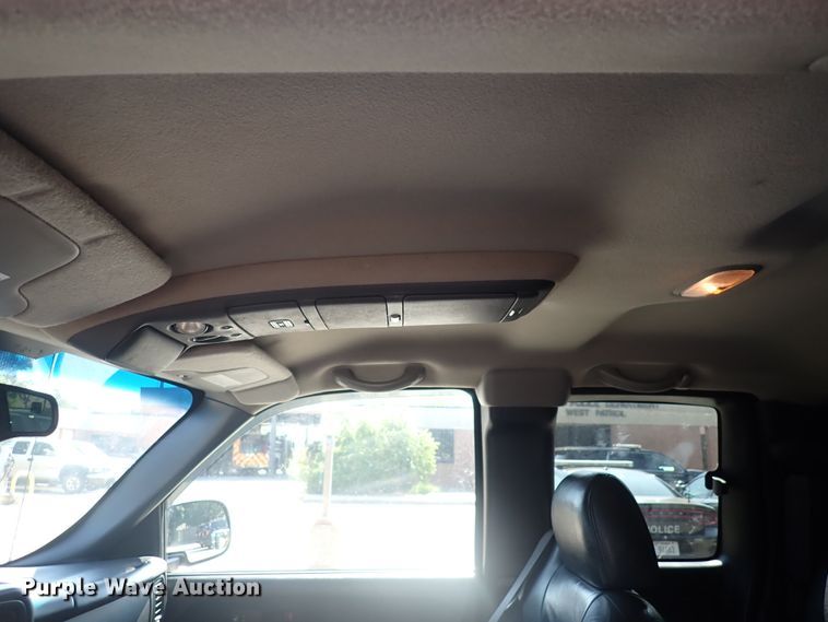 image for item DN1861 2000 GMC Sierra 1500  Ext. Cab pickup truck