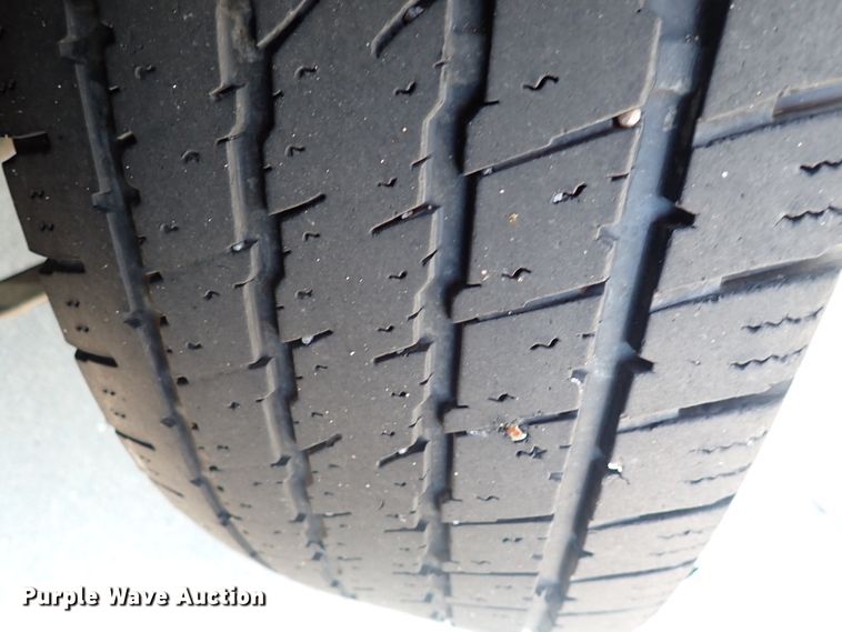 image for item DN1861 2000 GMC Sierra 1500  Ext. Cab pickup truck