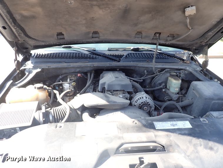 image for item DN1861 2000 GMC Sierra 1500  Ext. Cab pickup truck