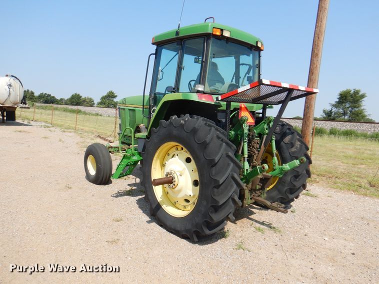 image for item EX9749 1995 John Deere 7600  tractor