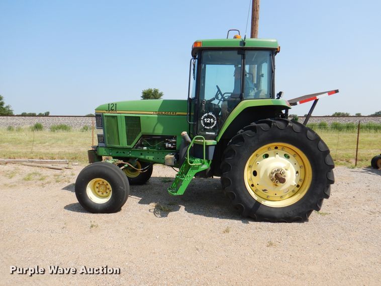 image for item EX9749 1995 John Deere 7600  tractor
