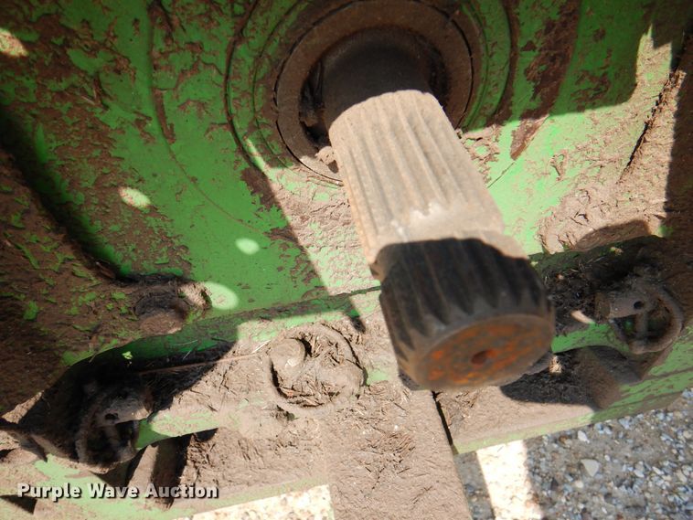 image for item EX9749 1995 John Deere 7600  tractor