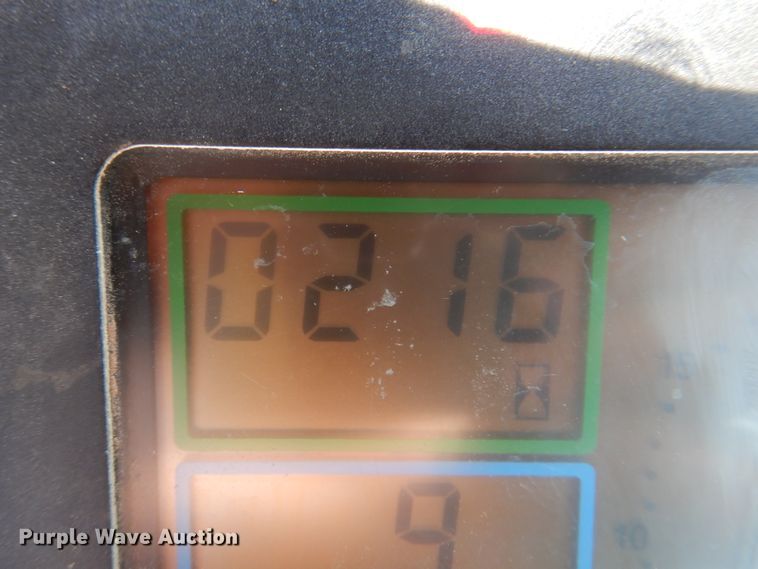 image for item EX9749 1995 John Deere 7600  tractor