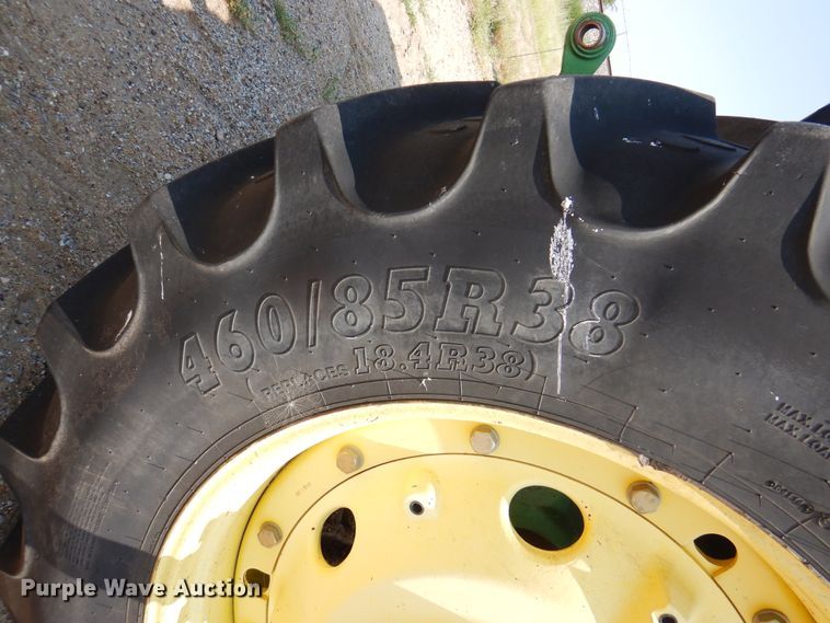 image for item EX9749 1995 John Deere 7600  tractor