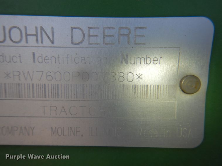 image for item EX9749 1995 John Deere 7600  tractor