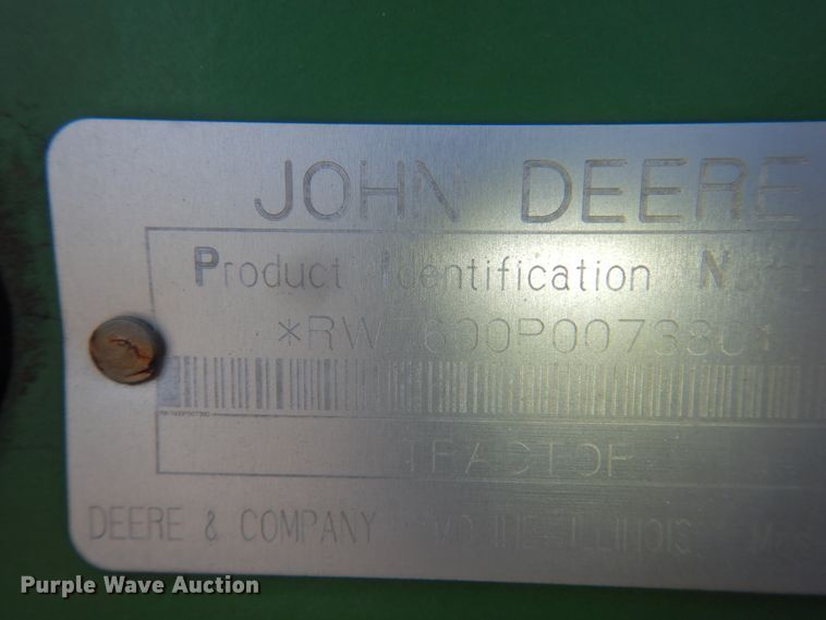 image for item EX9749 1995 John Deere 7600  tractor