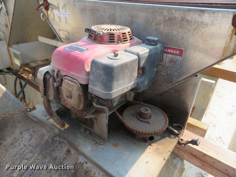 image for item FP9348 Hi-way P-7  stainless salt spreader