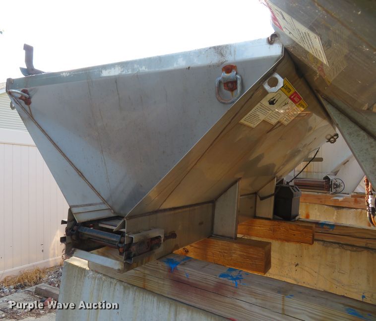 image for item FP9349 Hi-way P-7  salt spreader