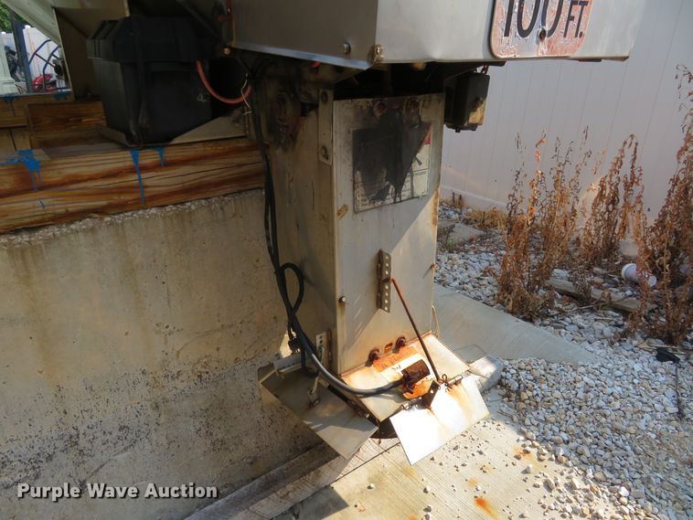 image for item FP9349 Hi-way P-7  salt spreader