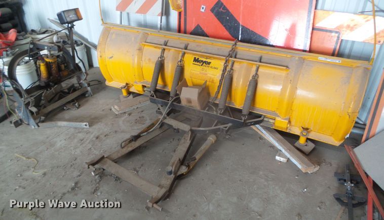 image for item GR9478 Meyer C-8  snow plow