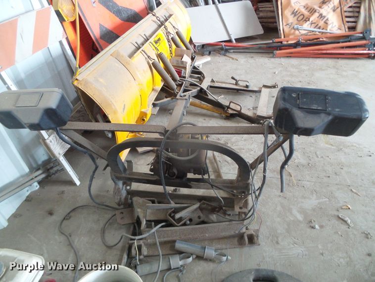 image for item GR9478 Meyer C-8  snow plow