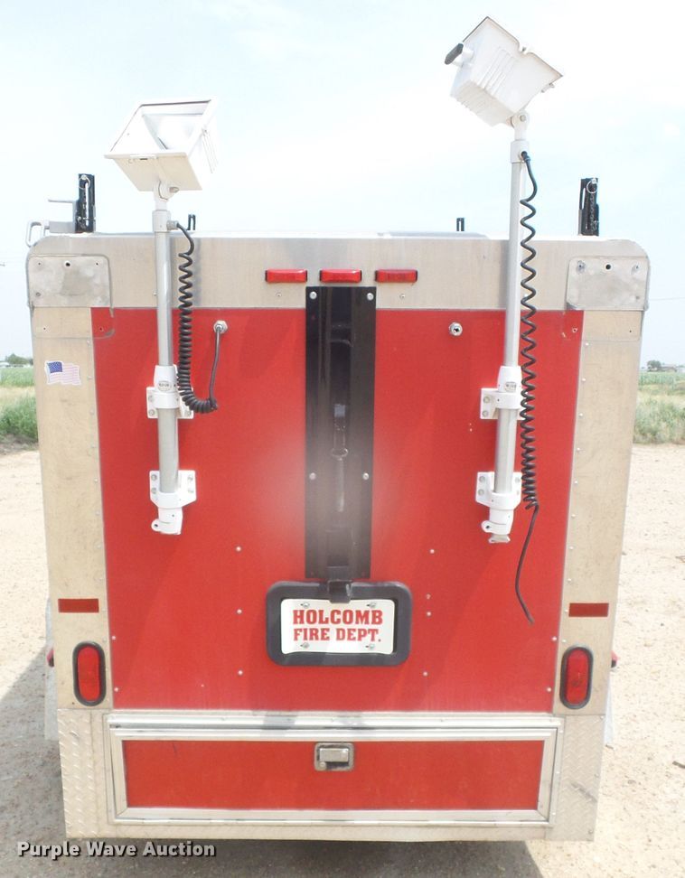 image for item GR9480 2004 CM Fire Wagon  enclosed cargo trailer