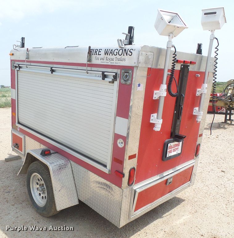 image for item GR9480 2004 CM Fire Wagon  enclosed cargo trailer