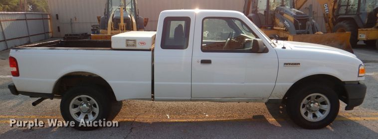 image for item IC9996 2011 Ford Ranger  SuperCab pickup truck