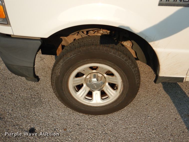 image for item IC9996 2011 Ford Ranger  SuperCab pickup truck