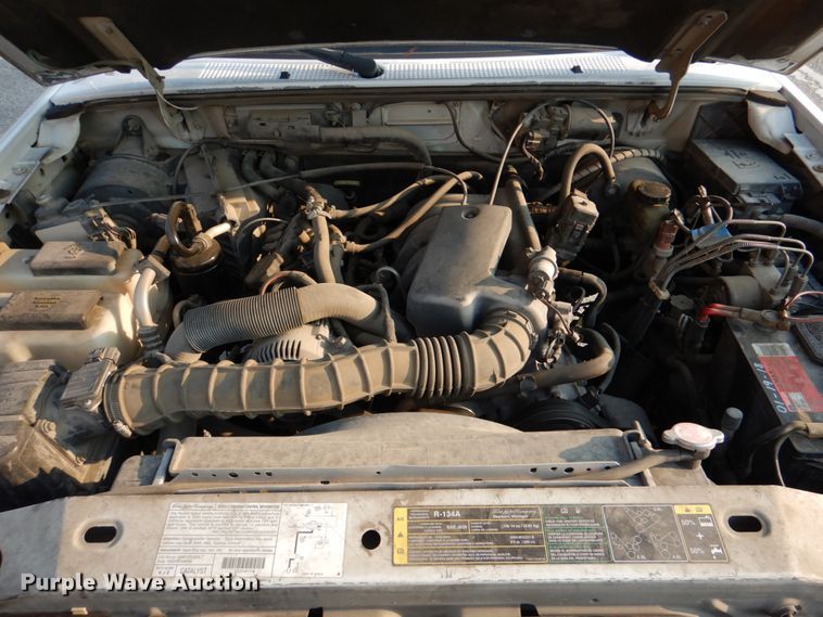 image for item IC9997 2003 Ford Ranger  SuperCab pickup truck