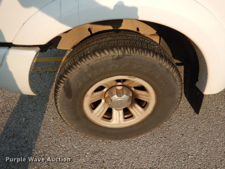 image for item IC9997 2003 Ford Ranger  SuperCab pickup truck