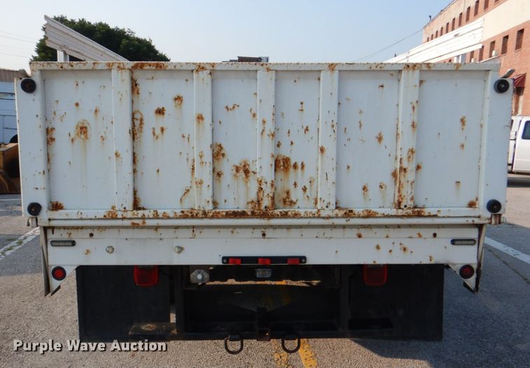 image for item IC9998 2011 Ford F450 Super Duty  flatbed truck