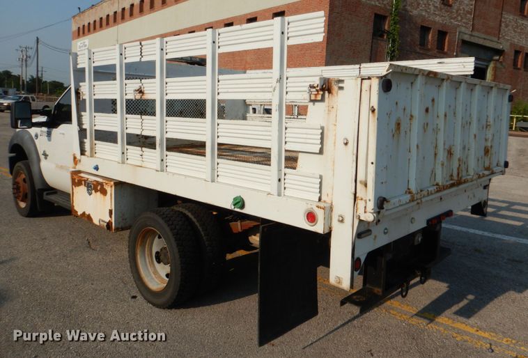 image for item IC9998 2011 Ford F450 Super Duty  flatbed truck