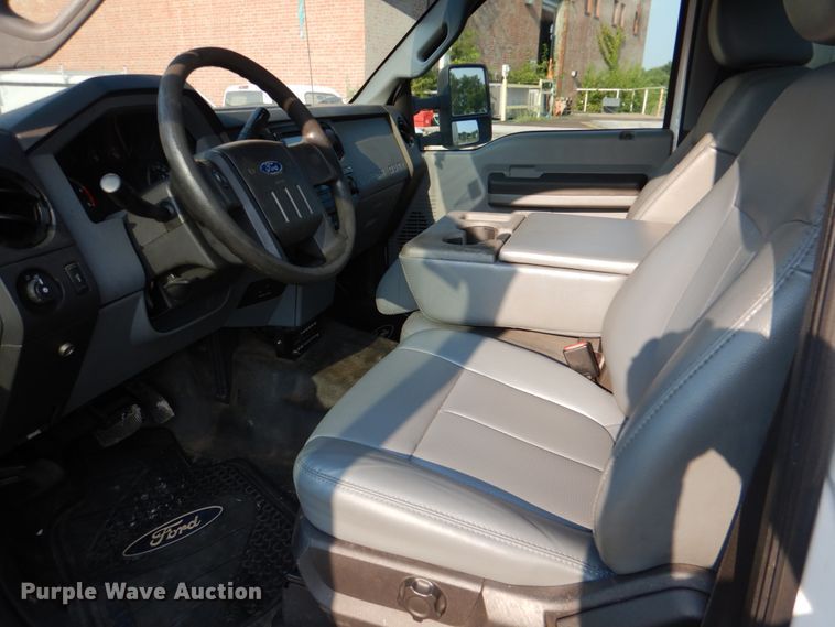 image for item IC9998 2011 Ford F450 Super Duty  flatbed truck