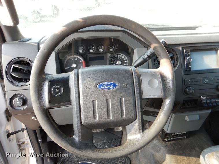 image for item IC9998 2011 Ford F450 Super Duty  flatbed truck