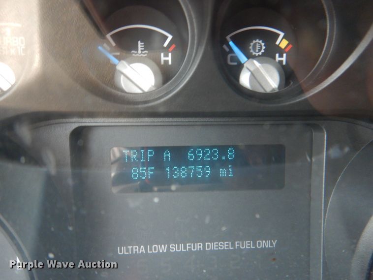 image for item IC9998 2011 Ford F450 Super Duty  flatbed truck