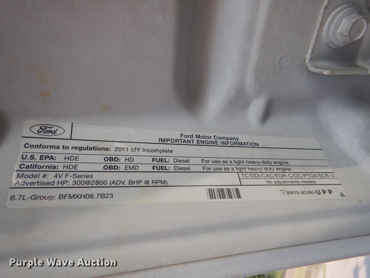 image for item IC9998 2011 Ford F450 Super Duty  flatbed truck