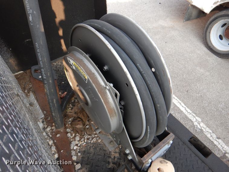 image for item ID9002 2001 International 4900  flat bed truck