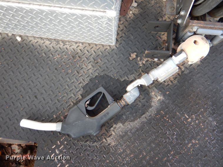 image for item ID9002 2001 International 4900  flat bed truck