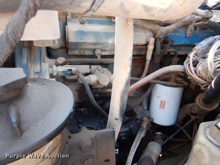 image for item ID9007 2002 International 4400  dump truck