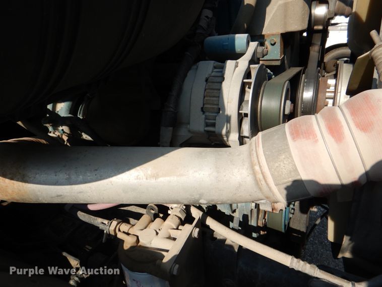 image for item ID9007 2002 International 4400  dump truck