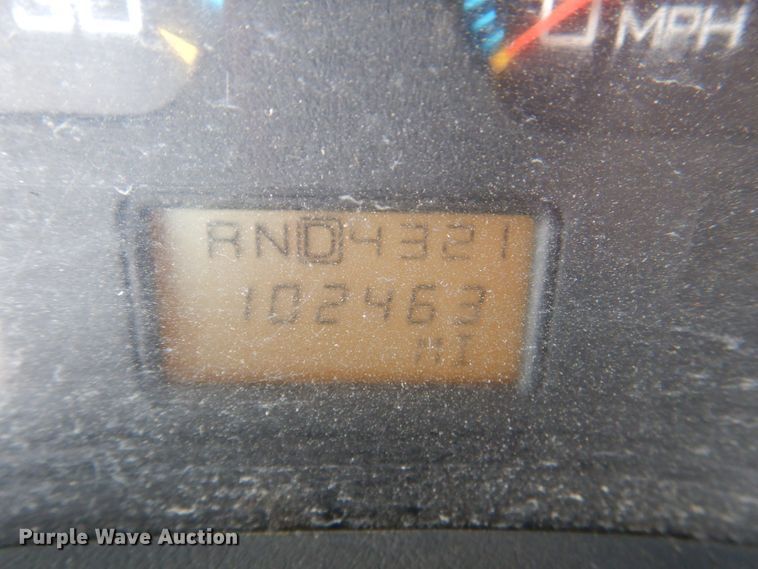 image for item ID9011 2002 International 4400  bucket truck