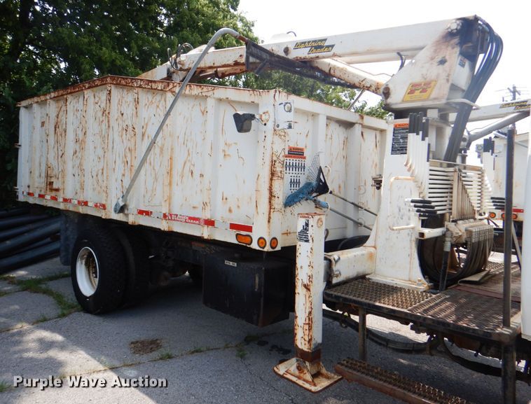 image for item ID9026 2013 International DuraStar 4300  crane truck