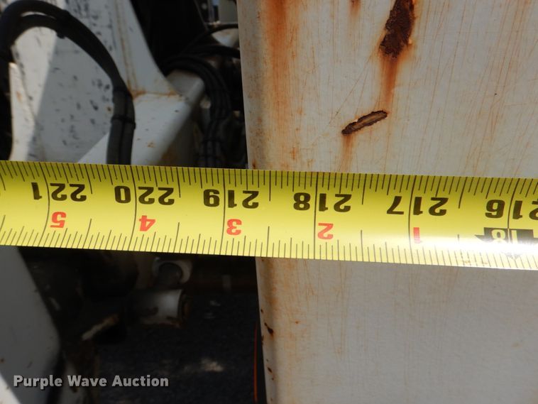 image for item ID9026 2013 International DuraStar 4300  crane truck