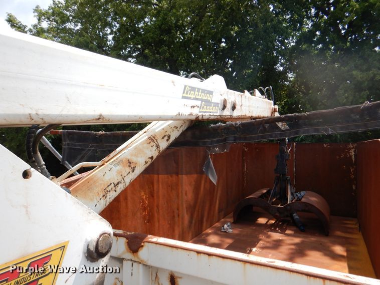 image for item ID9026 2013 International DuraStar 4300  crane truck