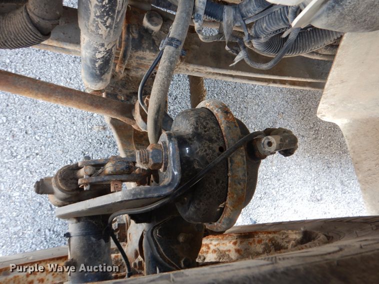 image for item ID9026 2013 International DuraStar 4300  crane truck