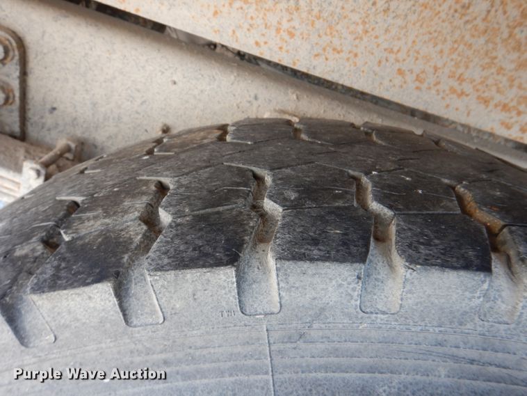 image for item ID9026 2013 International DuraStar 4300  crane truck