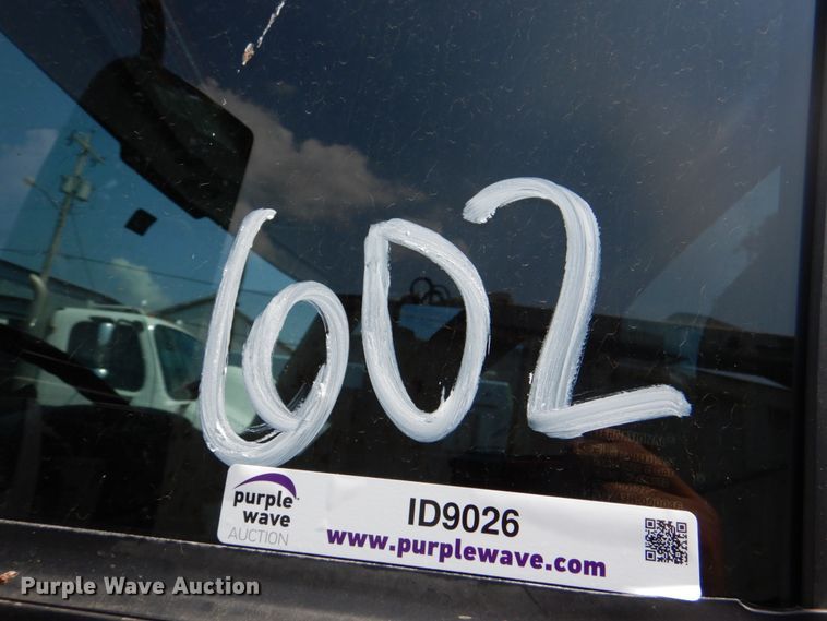 image for item ID9026 2013 International DuraStar 4300  crane truck