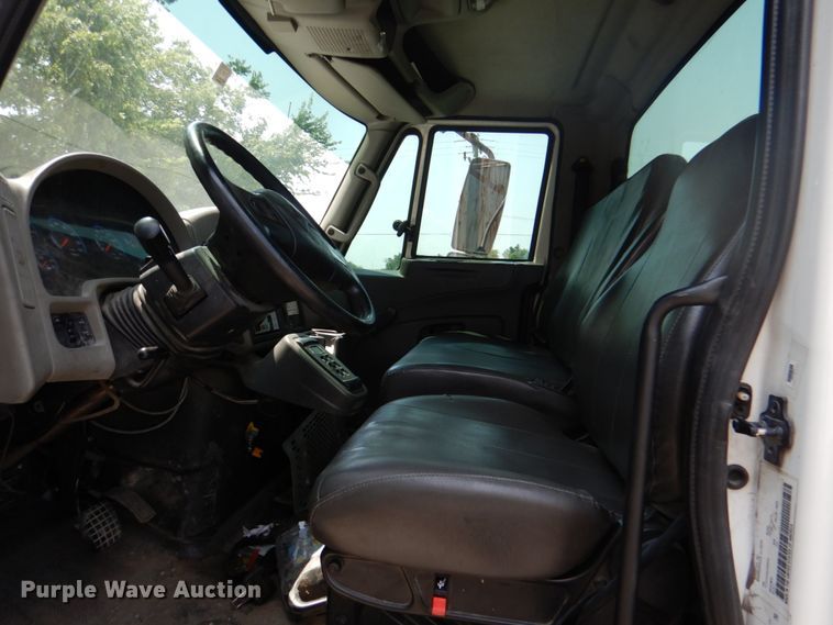 image for item ID9027 2012 International 7400  crane truck