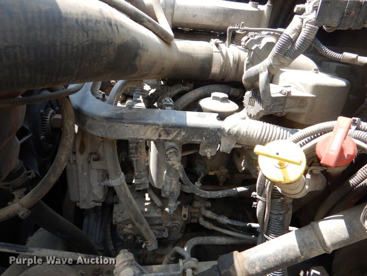 image for item ID9027 2012 International 7400  crane truck