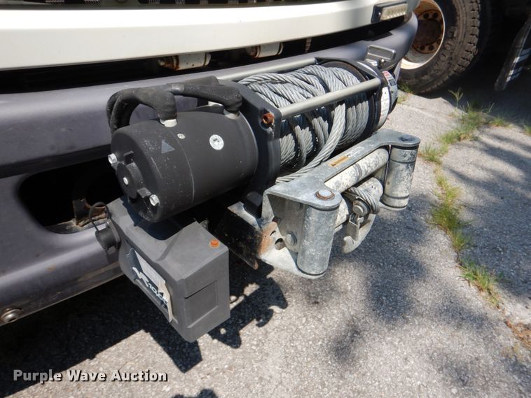 image for item ID9027 2012 International 7400  crane truck