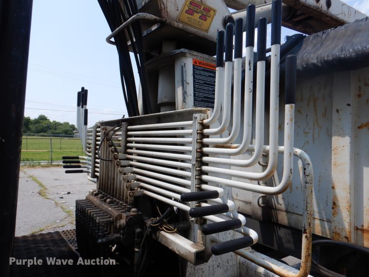 image for item ID9027 2012 International 7400  crane truck