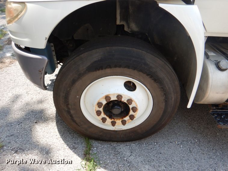 image for item ID9027 2012 International 7400  crane truck