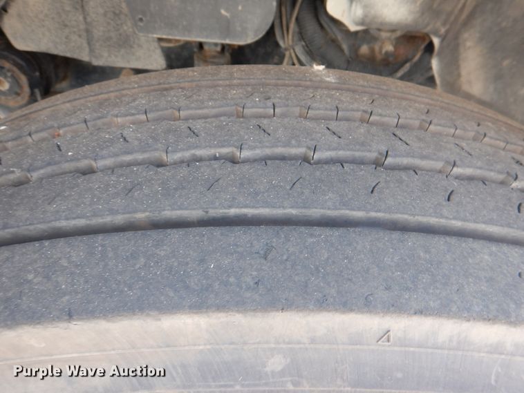 image for item ID9027 2012 International 7400  crane truck