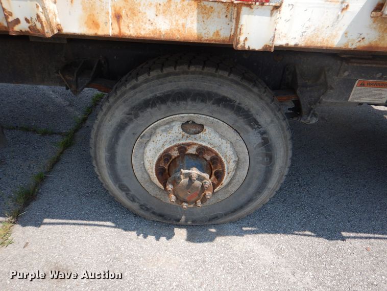 image for item ID9027 2012 International 7400  crane truck