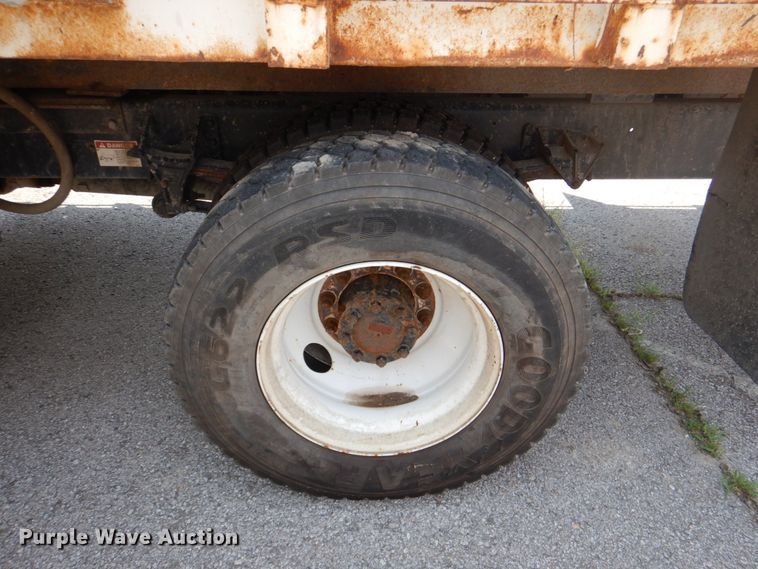 image for item ID9027 2012 International 7400  crane truck