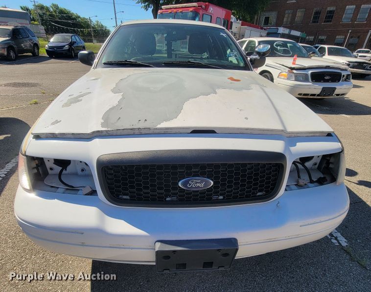 image for item IE9251 2011 Ford Crown Victoria Police Interceptor